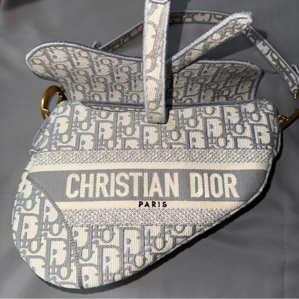 Dior Saddle Bag with Gery Dior Oblique Embroidery - Picture 8 of 10
